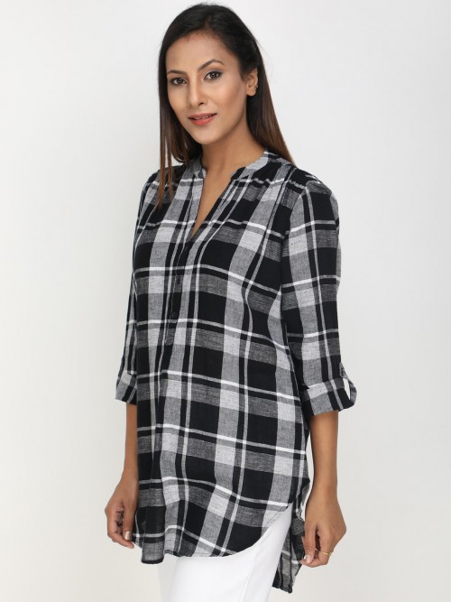 Women Checked Long Top In Black